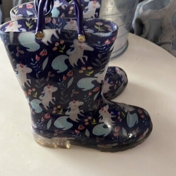 Western Chief‎ unicorn floral rain rubber boots with lights on heels - Picture 4 of 6